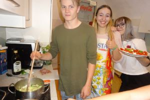 Italienisch Kochen im WPG Italienisch - 6. Klasse 2019 Mai_003.jpg